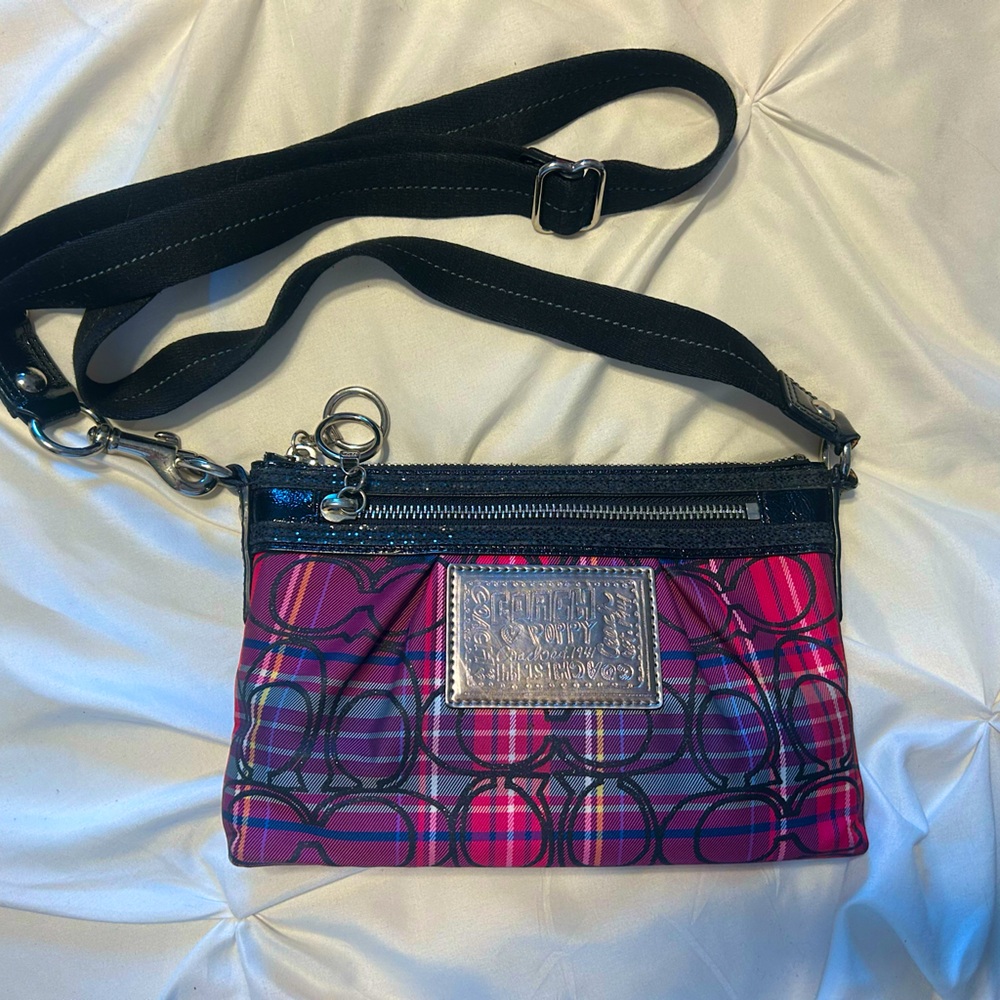 LIKE NEW: Vintage Y2K Coach Poppy Plaid Crossbody (discontinued)